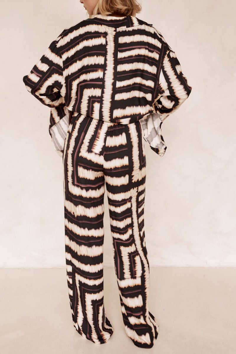 Σετ Φαρδιά Παντελόνια με Υφή και Σχέδιο Σοκολάτας Signature Strip