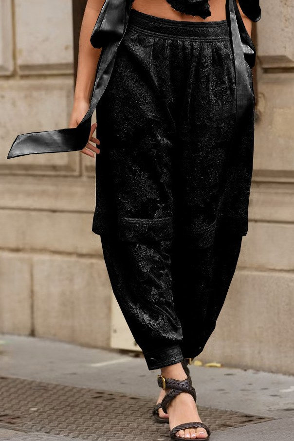 Lightness Streamer Lace Crop Top