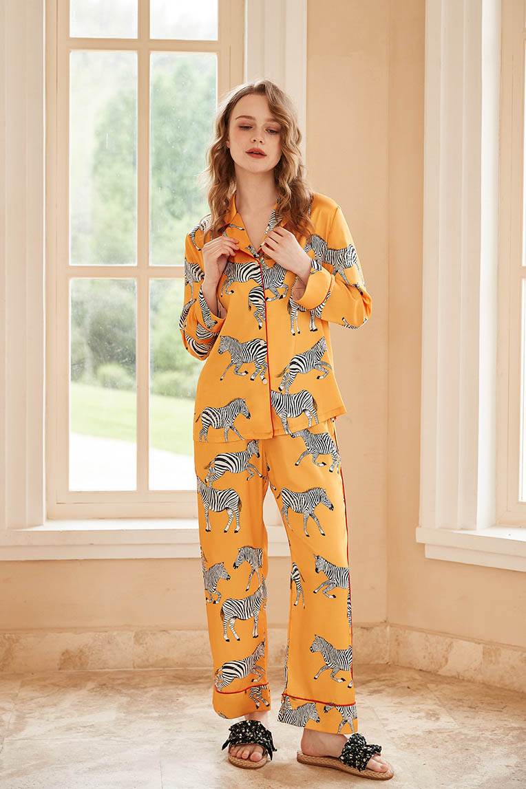 Siyah Beyaz Zebra Desenli Uzun Kollu Ev Giyimi Seti - Sarı