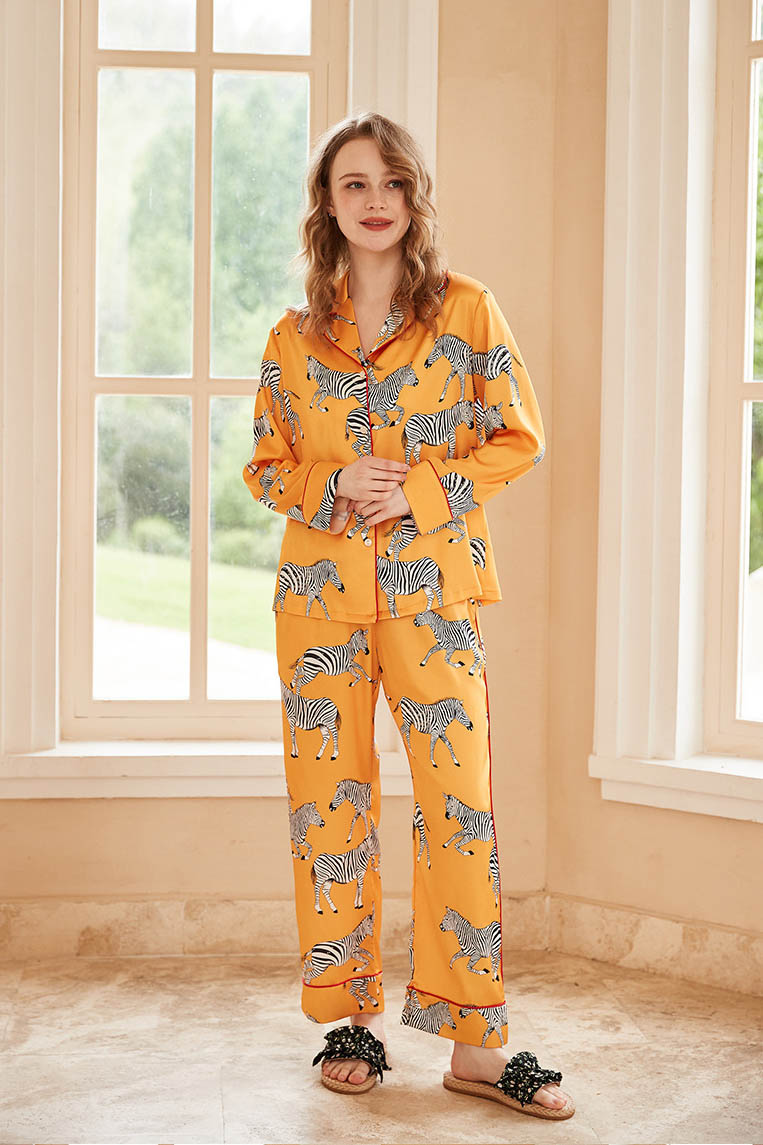 Siyah Beyaz Zebra Desenli Uzun Kollu Ev Giyimi Seti - Sarı