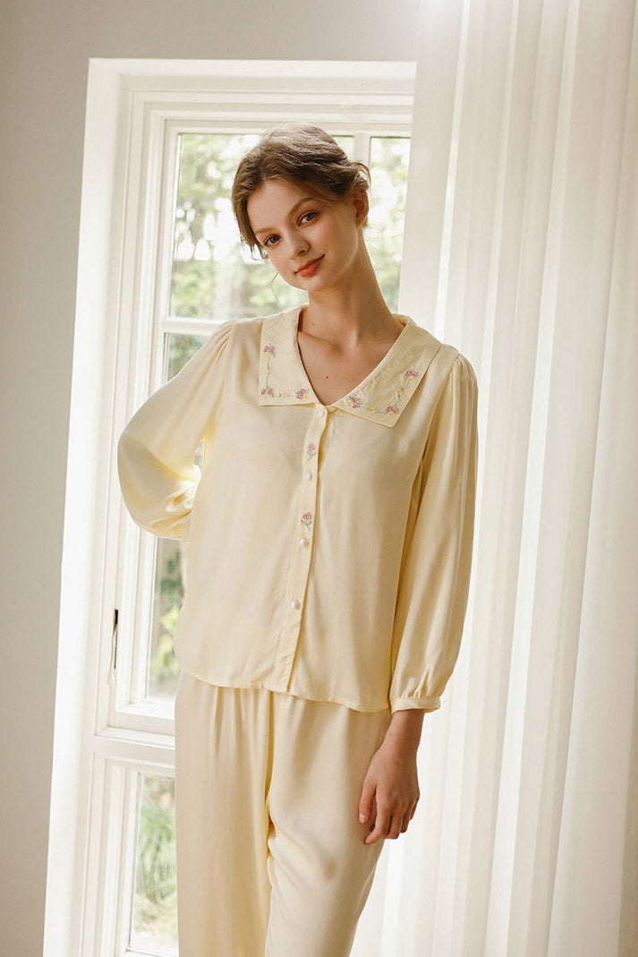 Set de lenjerie de dormit cu broderie trandafir din satin