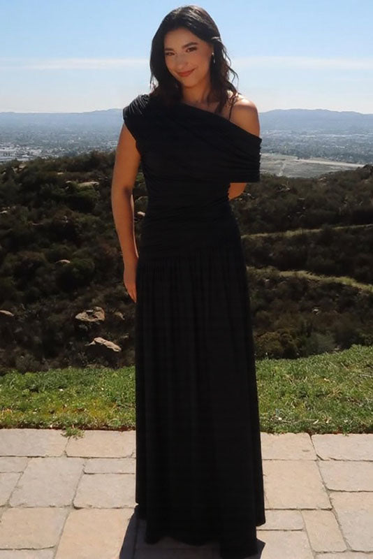 라비니아 플런징 V 맥시 드레스