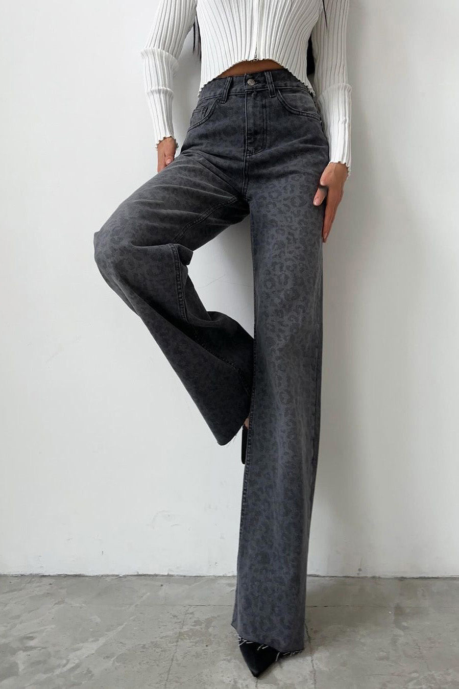 Leopard High-Waisted Jeans