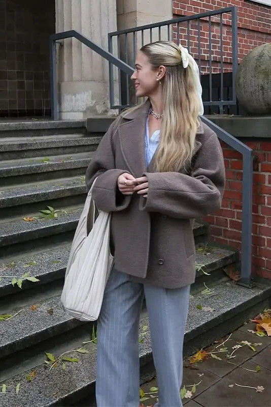 Ultimate Cold-Tone Korean Cropped Jacket