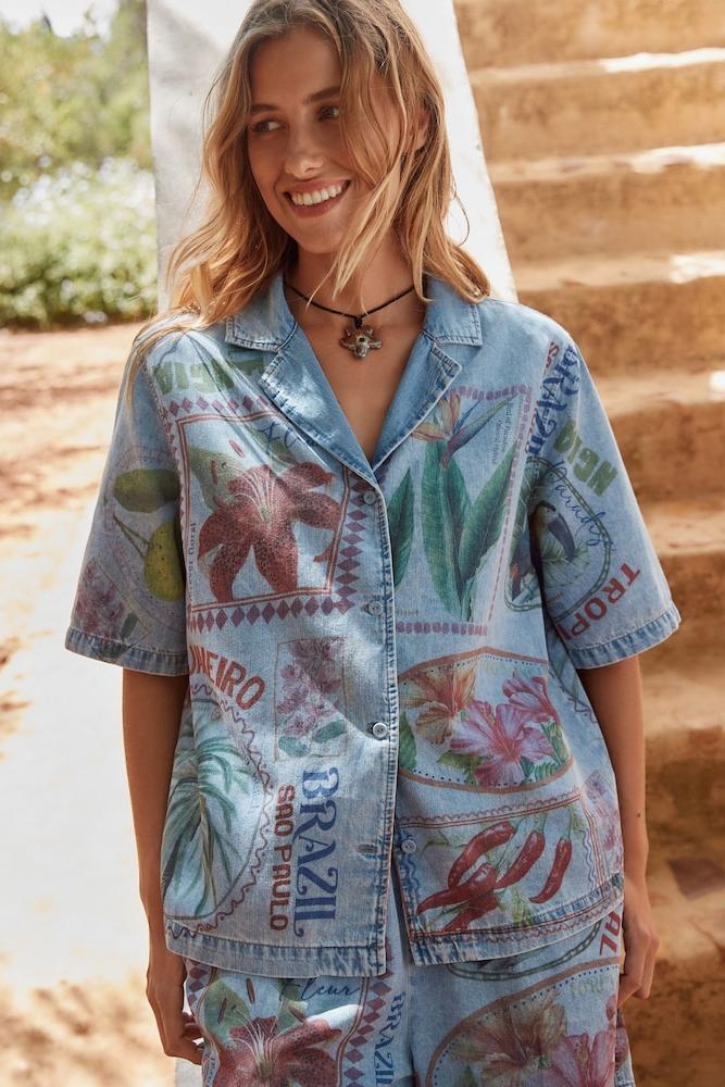 Postcard Printing Shorts Set