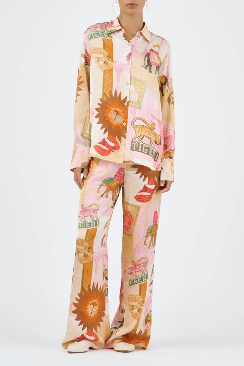 Conjunto único de camisa casual estampada y pantalones sueltos con cintura elástica