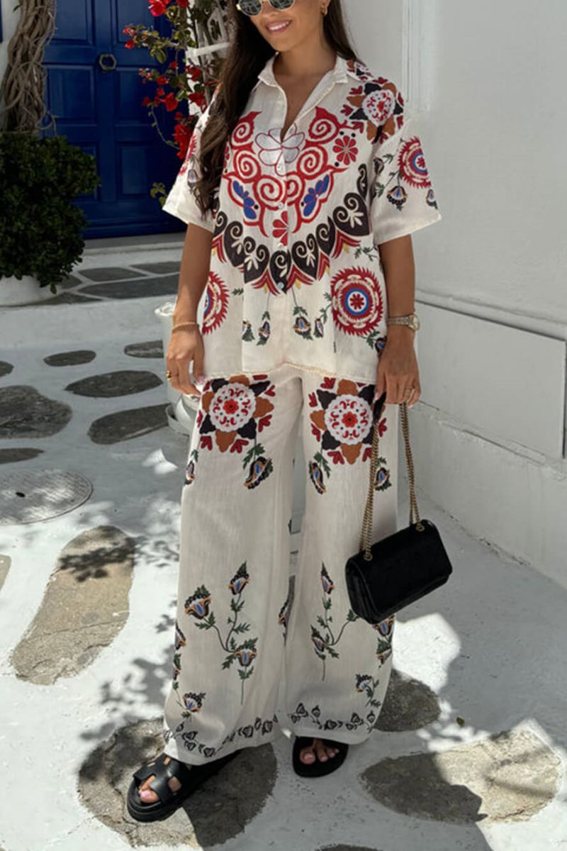 מכנסיים רחבים עם מותן אלסטית, כיסים והדפס פרחים אתני ייחודי ומרהיב - סט