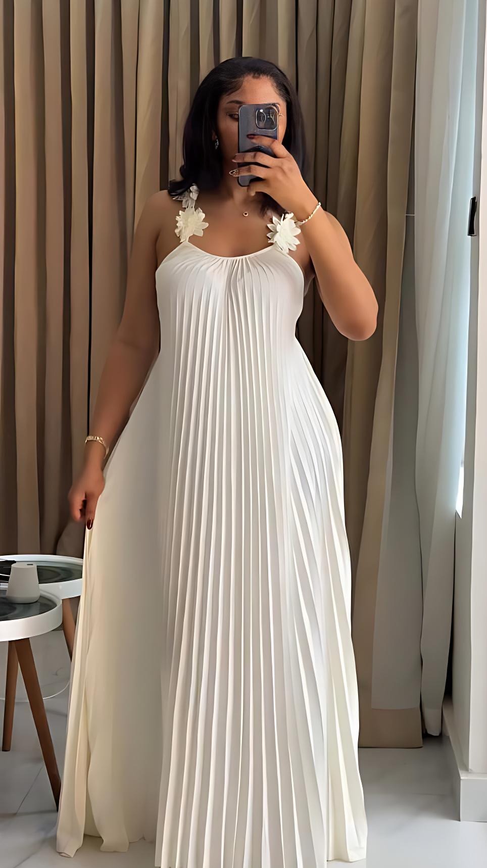 Vestido largo con halo de flecos azul celeste