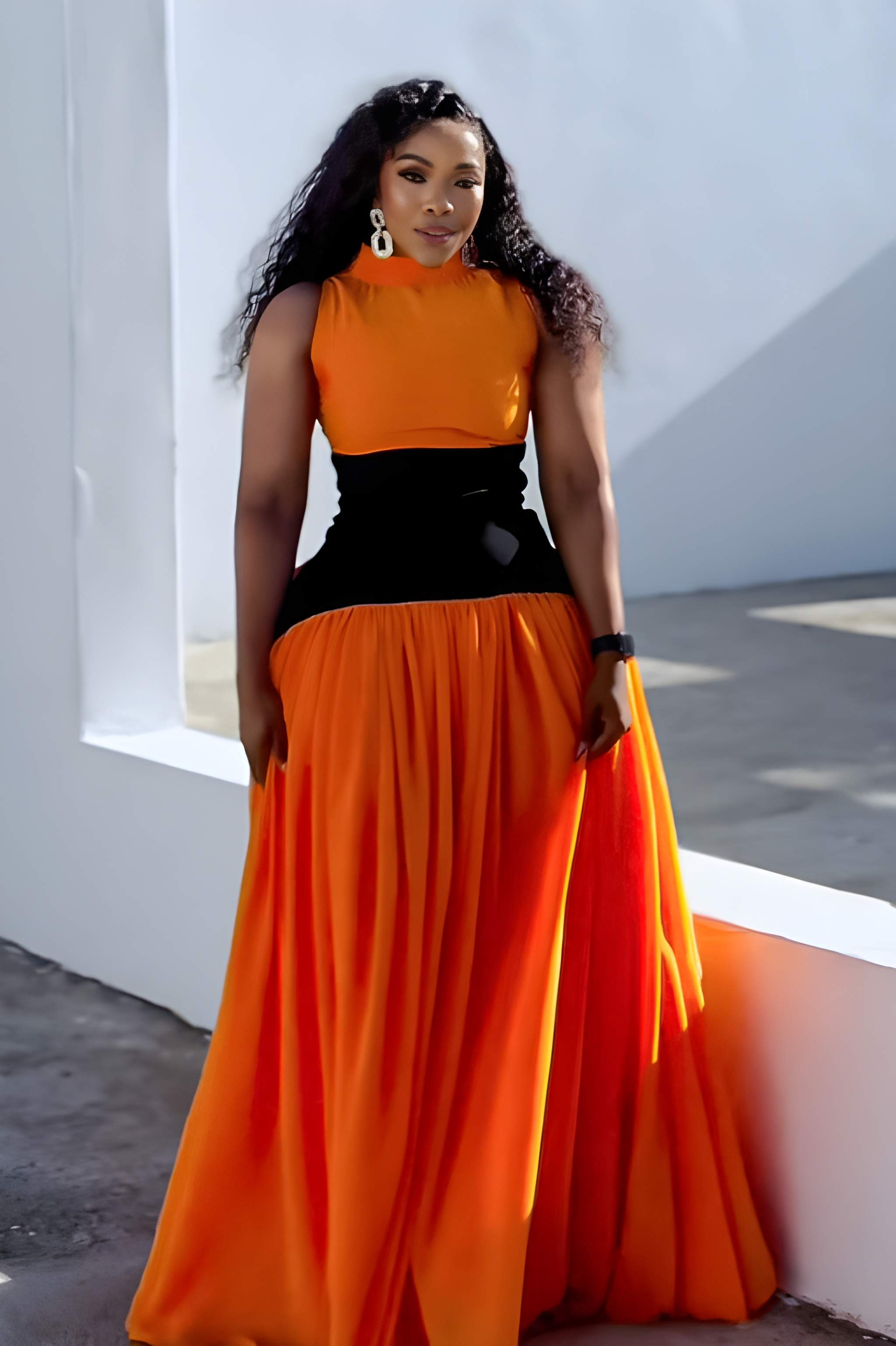 Vestido Maxi Halo com Franja Azul