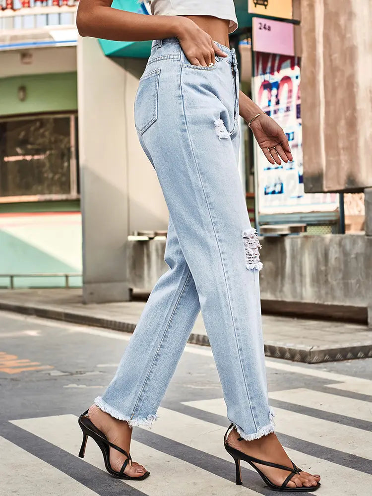 Trendy revnede denimbukser til kvinder
