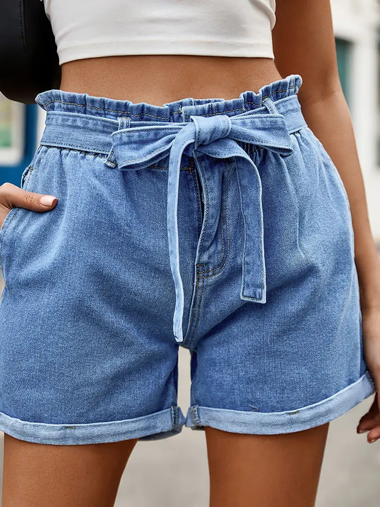 Héichtaill Denim-Shorts mat Schnouer an Schleif