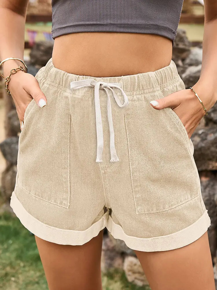 Denim-Shorts mat Bindriem an der Taille an opgekrämpeltem Saum