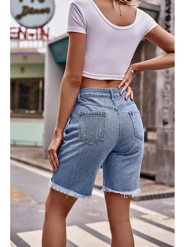 Short en jean polyvalent à ourlet effiloché