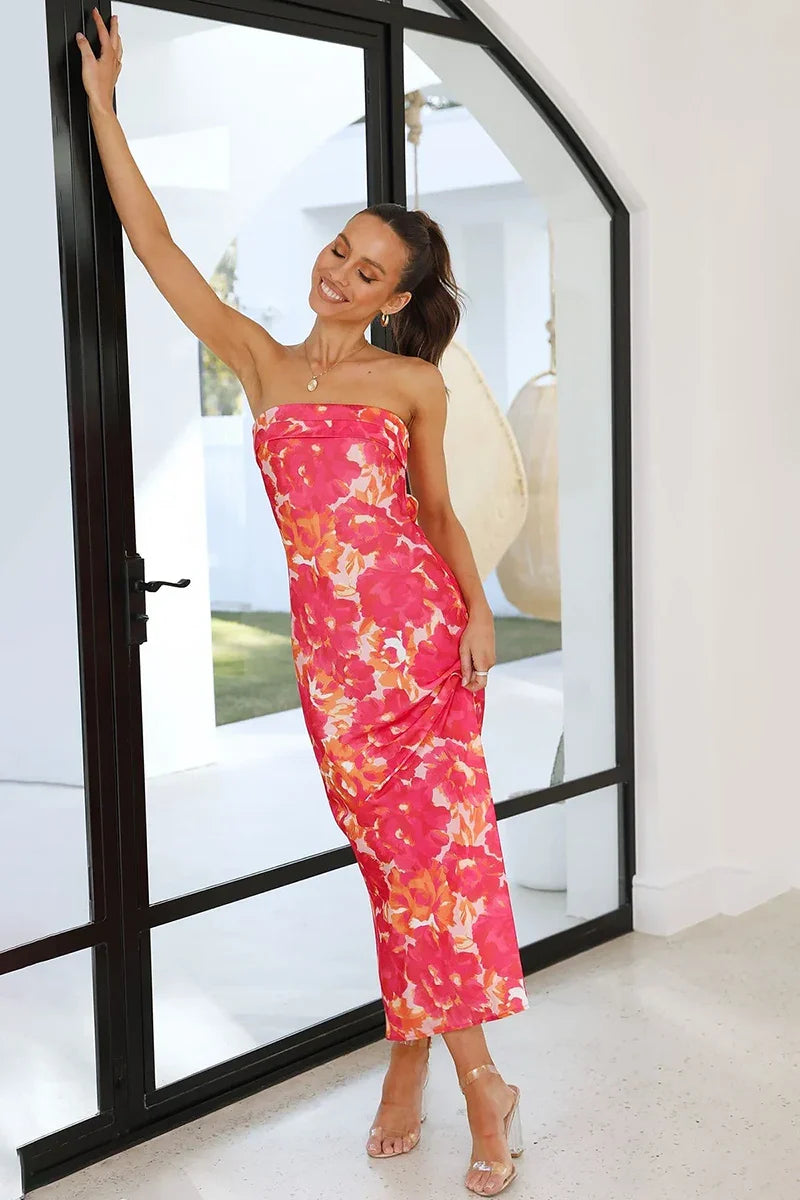 Vestido largo Miya con estampado floral rosa y rojo