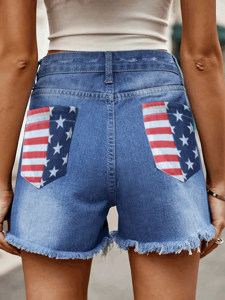 Flaggtrykk Slitte Denimshorts med Knapper