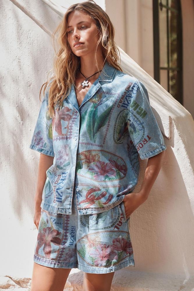Postcard Printing Shorts Set