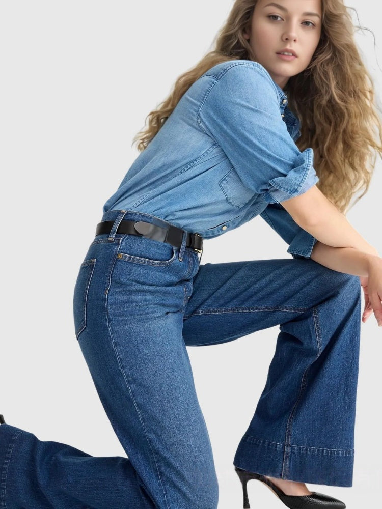 Klassiska tvättade flare-jeans