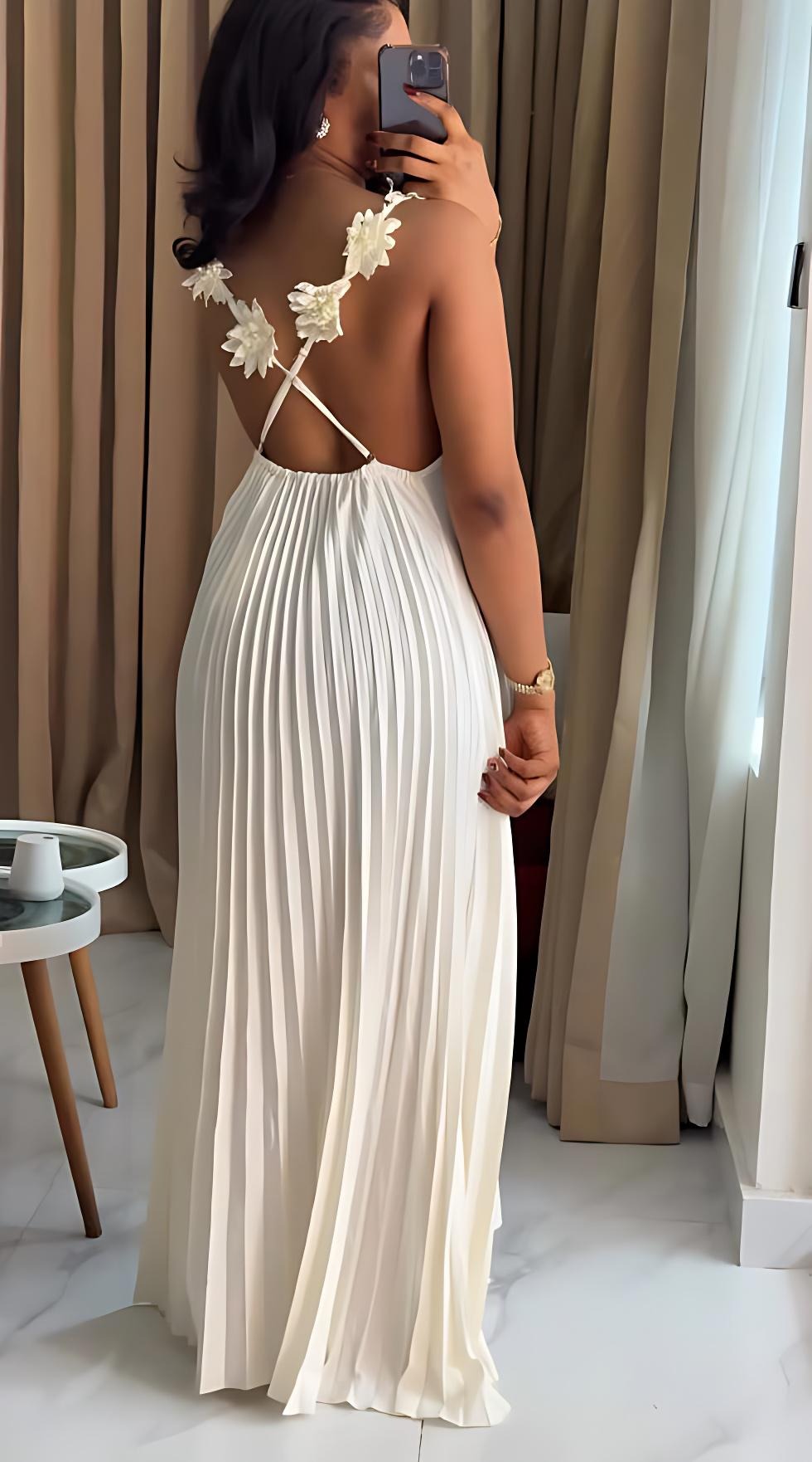 Vestido largo con halo de flecos azul celeste