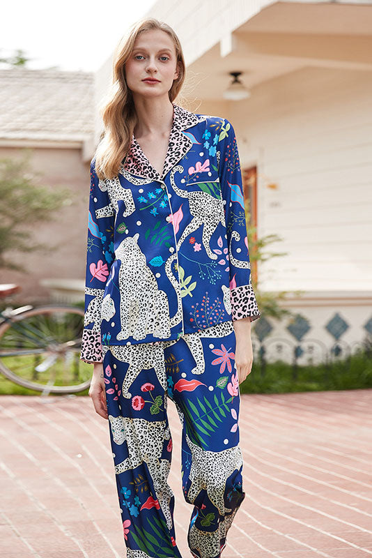 Set pijama albastru cu imprimeu leopard de zapada