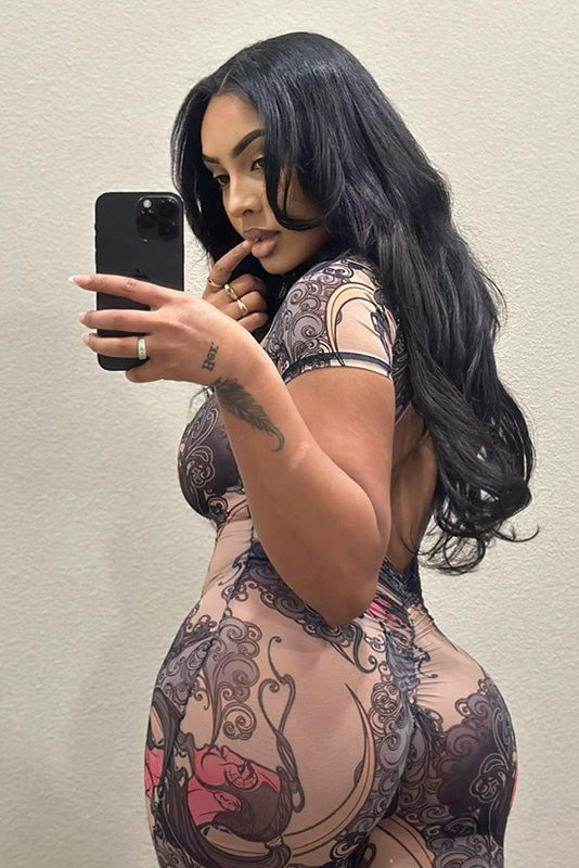 Combinaison dos nu rose-brun rêveuse