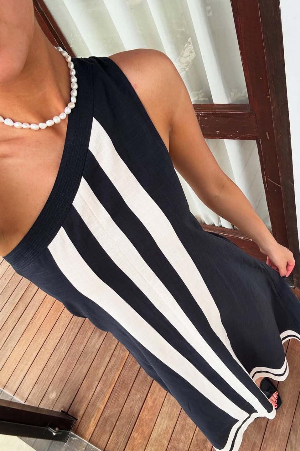 Rochie midi cu decolteu asimetric