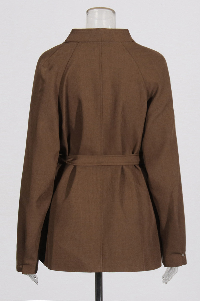 असममित डिजाइन जैकेट