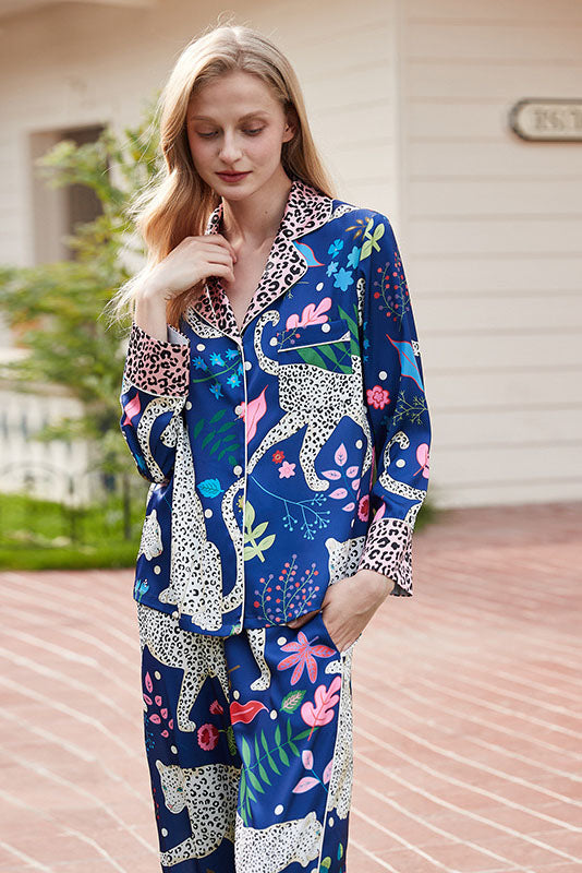 Set pijama albastru cu imprimeu leopard de zapada