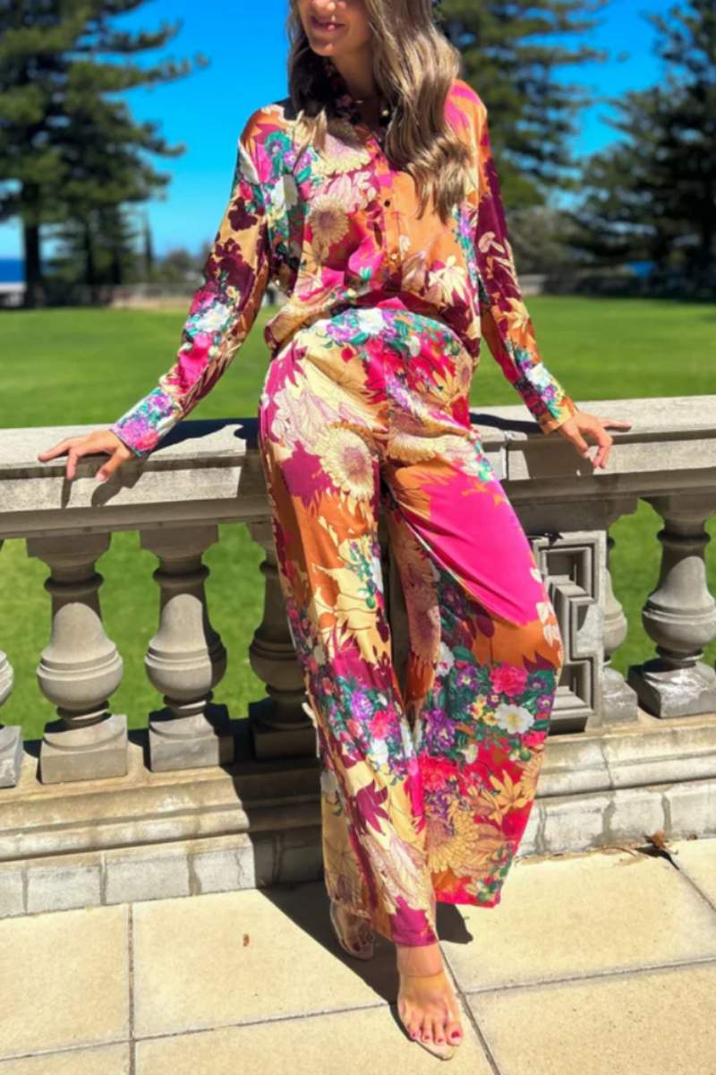 Blommig mjuk satinknappsats