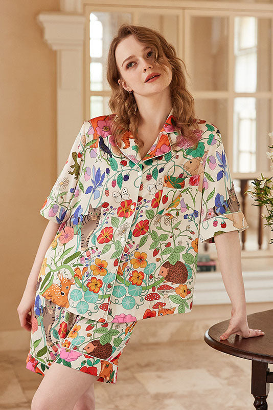 Set haine scurte din mătase de gheață cu imprimeu White Forest Garden