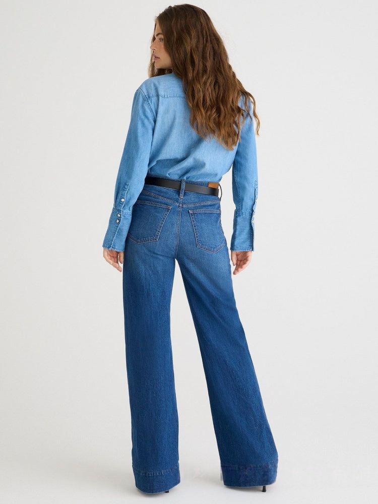 Klassiska tvättade flare-jeans