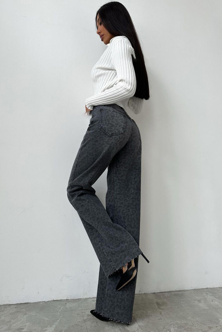 Leopard High-Waisted Jeans