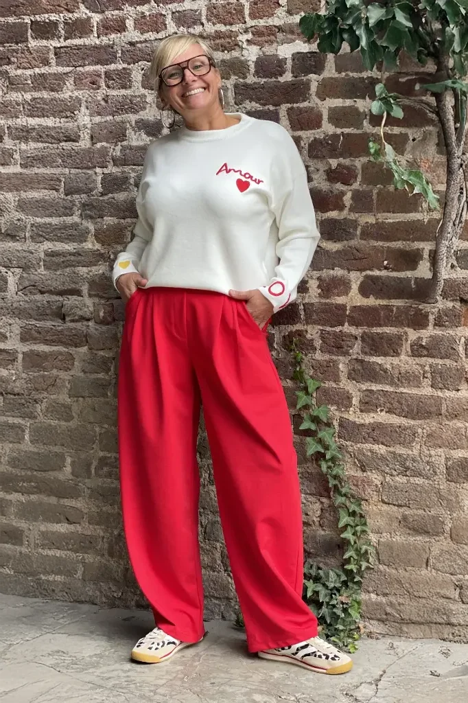 Western-Halter-Top mat déifem V-Ausschnëtt a Franselen