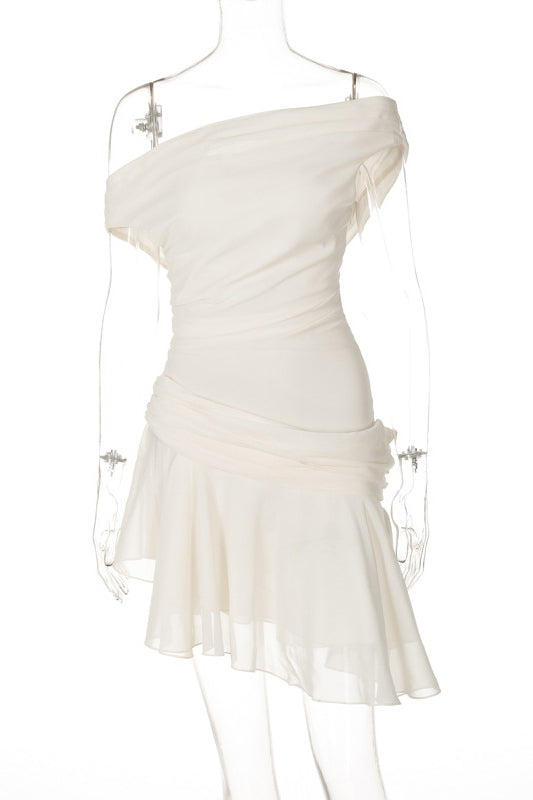 Mini rochie din șifon Marina cu un singur umăr