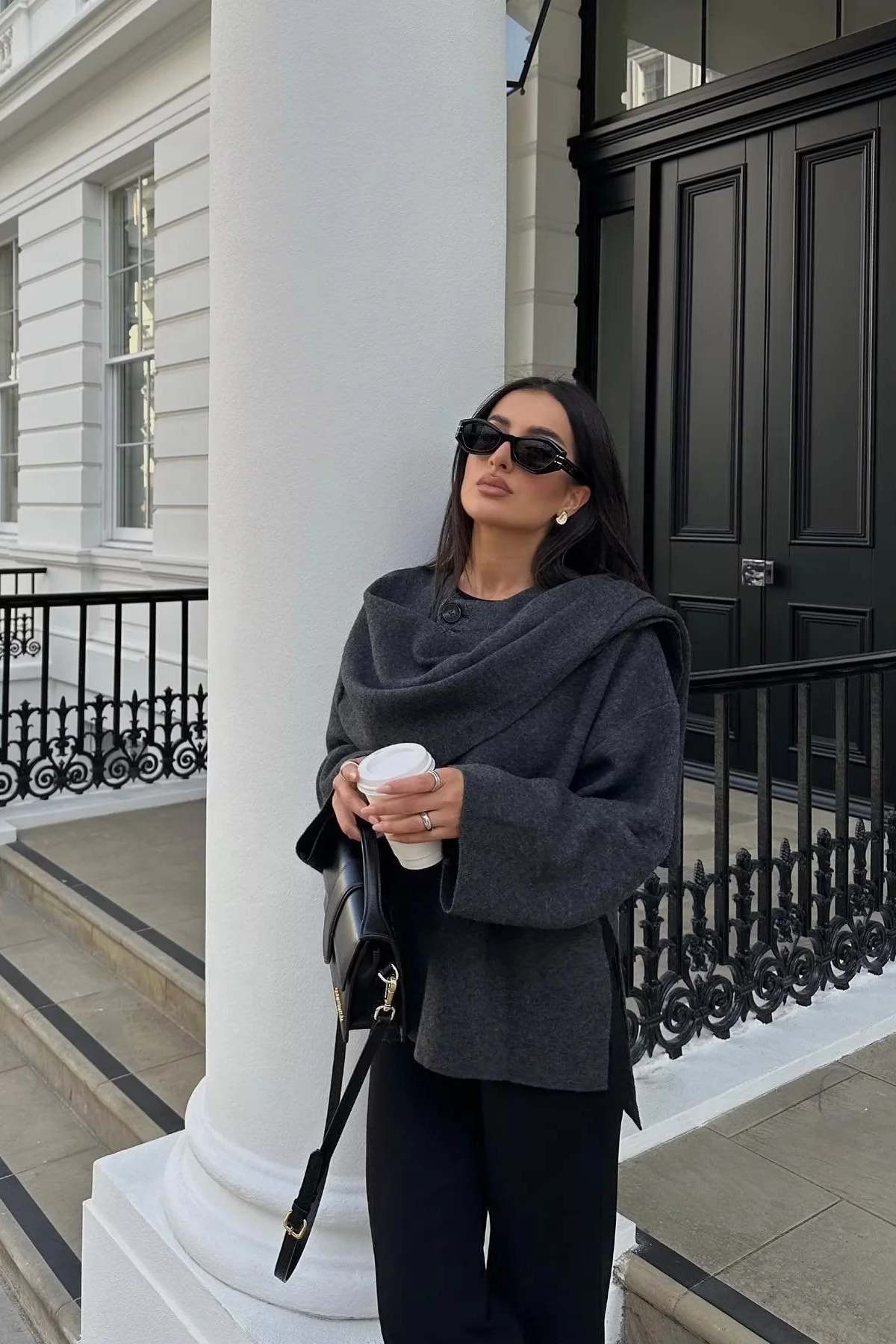 असममित स्कार्फ जैकेट