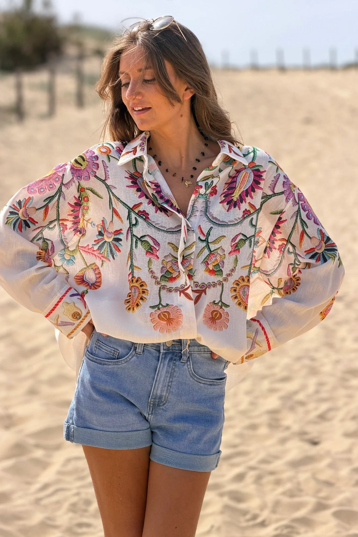 Camicia Beige Oversize con Bottoni