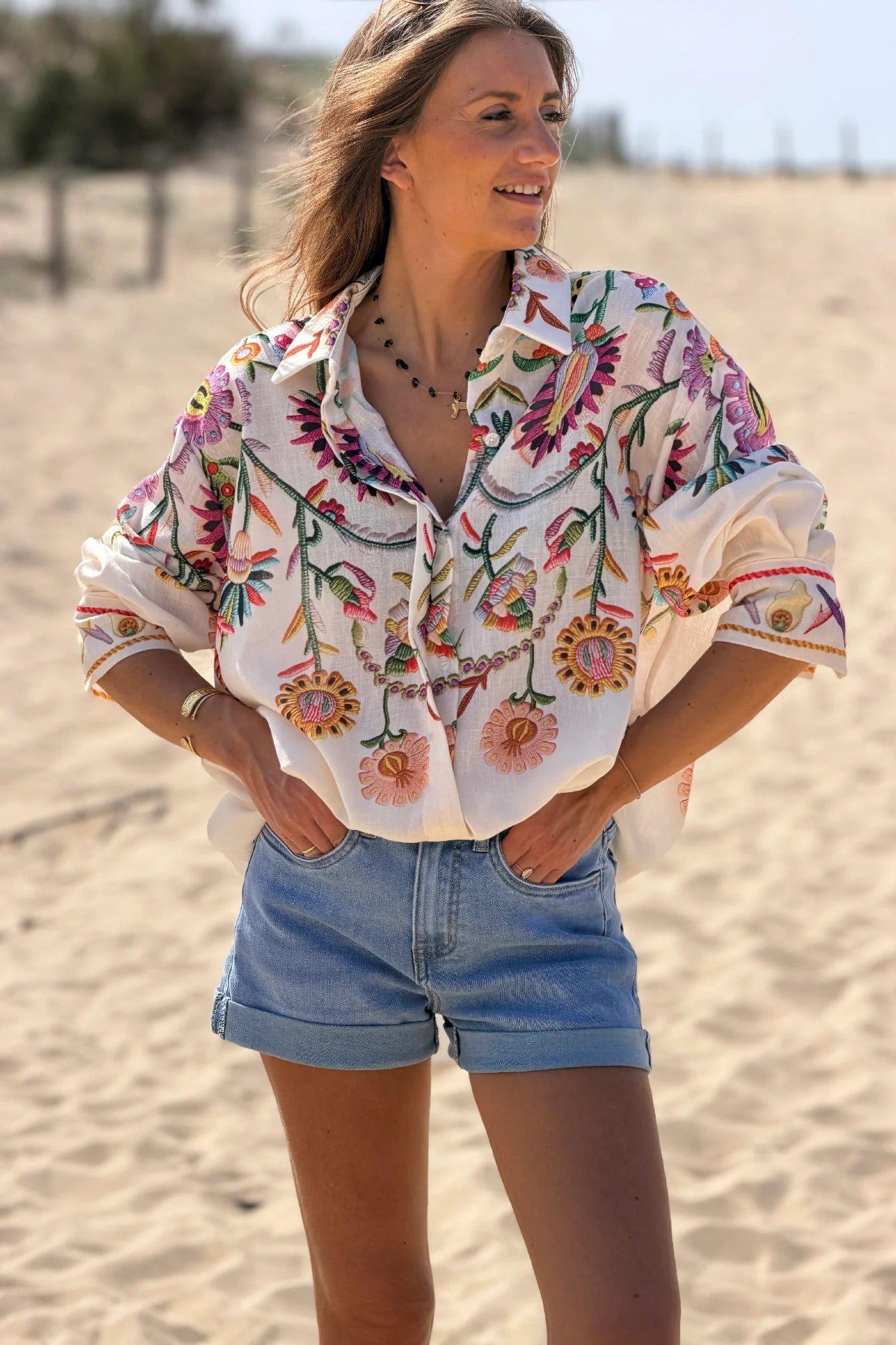 Camicia Beige Oversize con Bottoni