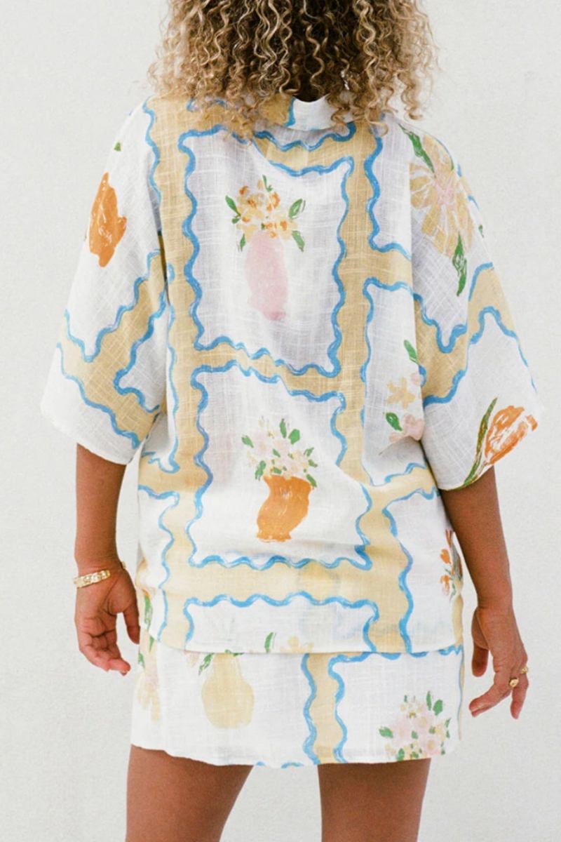 Oregelbundet tryckt kjol-set