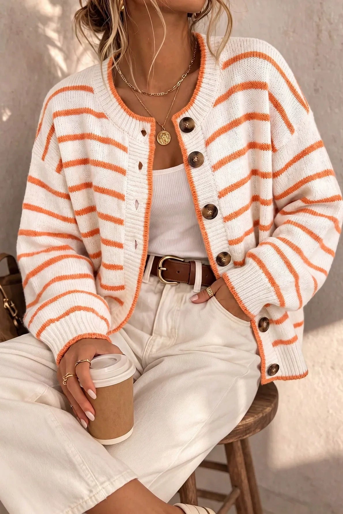 Cardigan lavorato a maglia ispirato all'arte