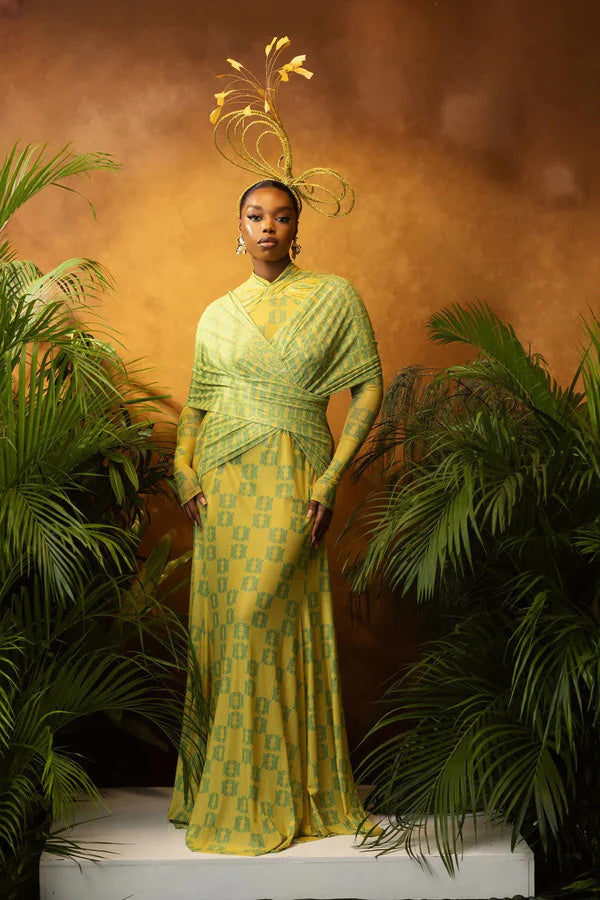 Grace Floral Appliqué Kortärmad midiklänning