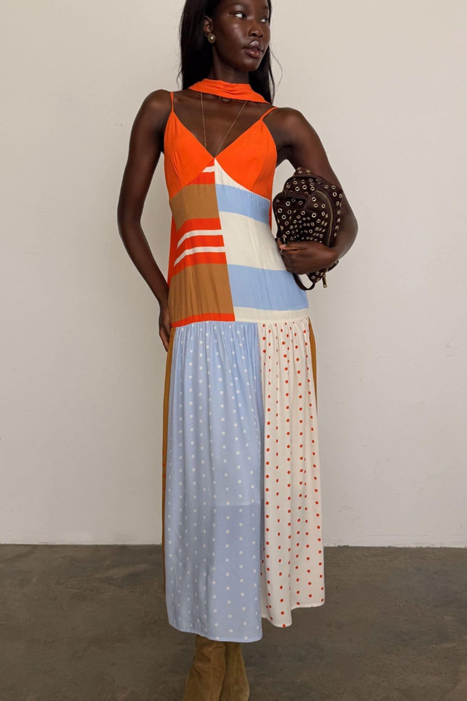 Robe midi à motifs variés pour les vacances d'été