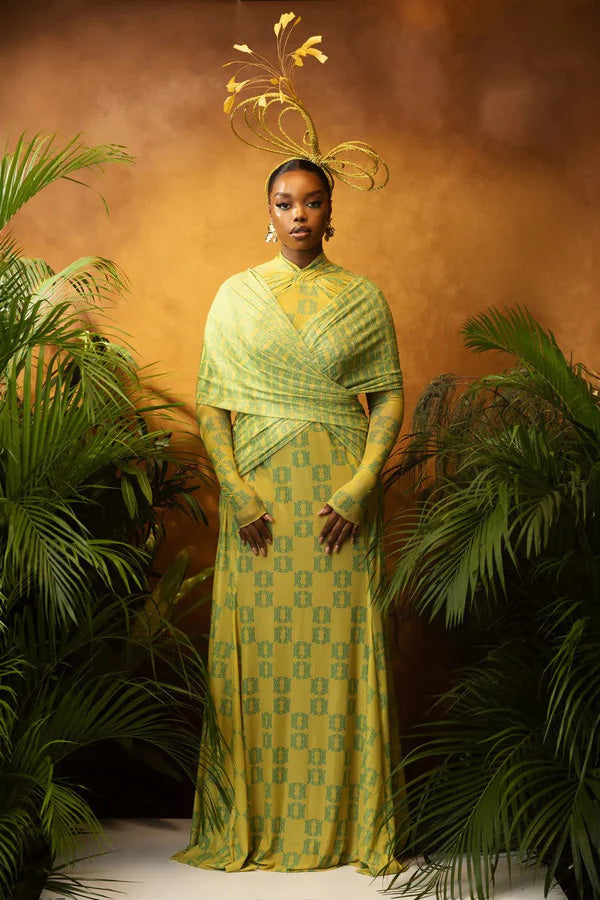 Grace Floral Appliqué Kortärmad midiklänning