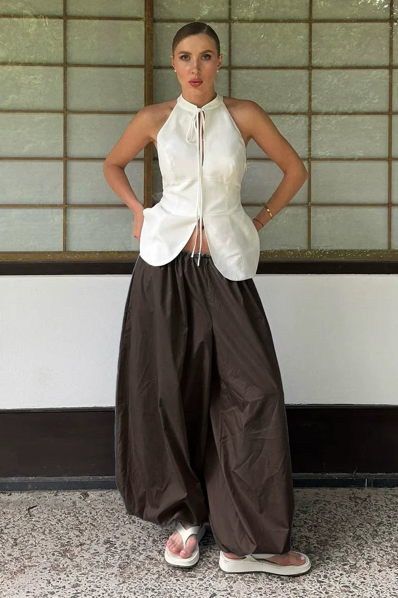 Pantalon large à volants diagonaux