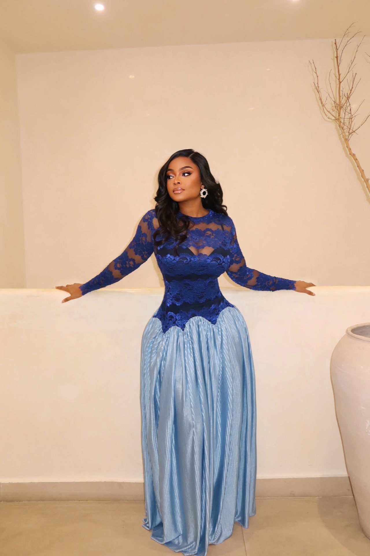 オーシャンブルー プリーツレース マキシドレス