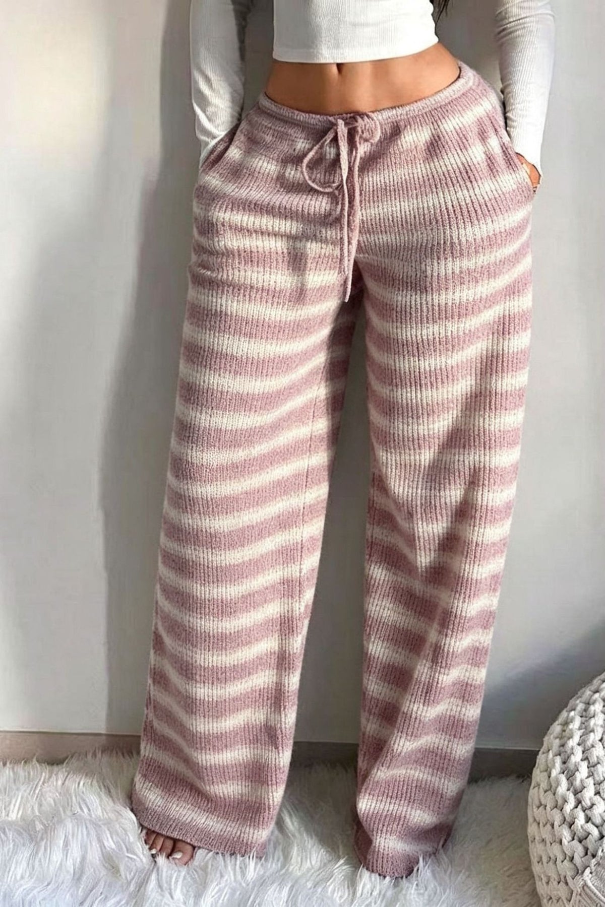 Wijde broek met diagonale ruches