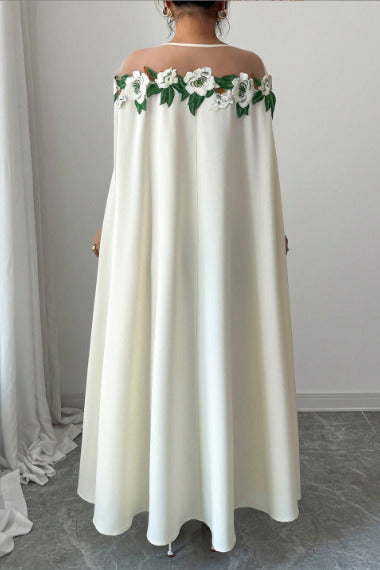 Einfarbiges schulterfreies elegantes Maxikleid mit Blumenmuster
