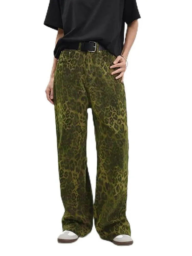 Jeans vintage con stampa leopardata