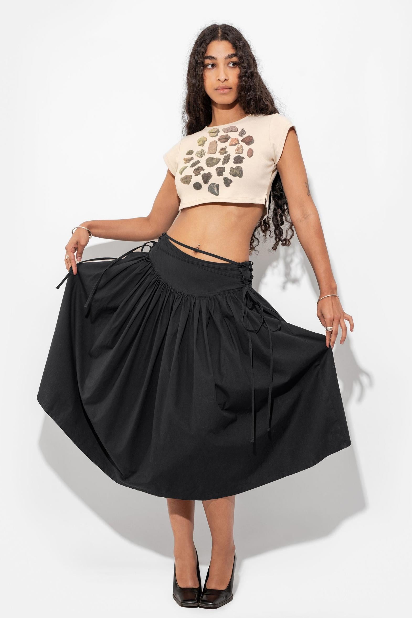 Twisting Vines Skirt In Charcoal