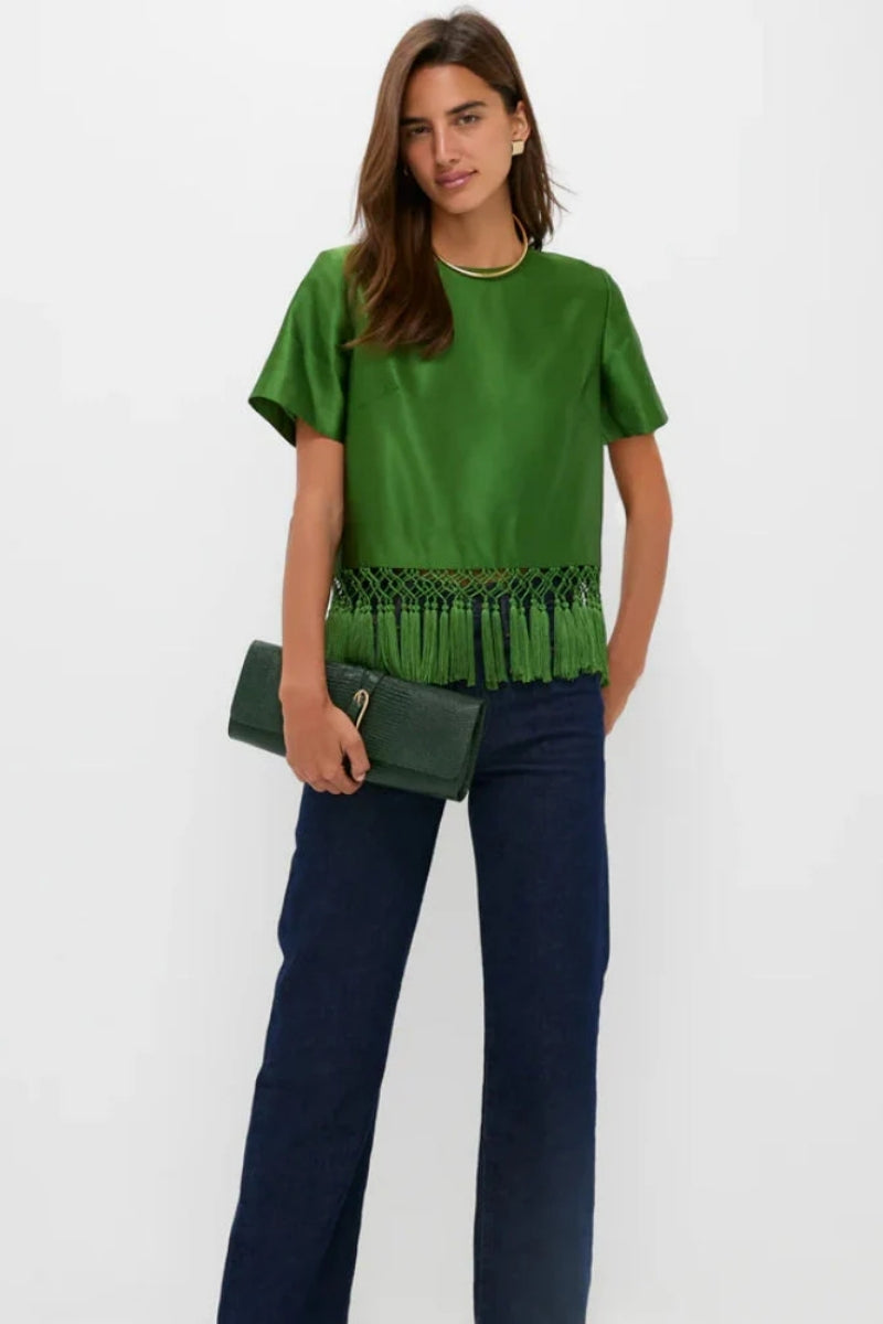 Camelowa mini sukienka z odsłoniętymi ramionami z zamszu ekologicznego