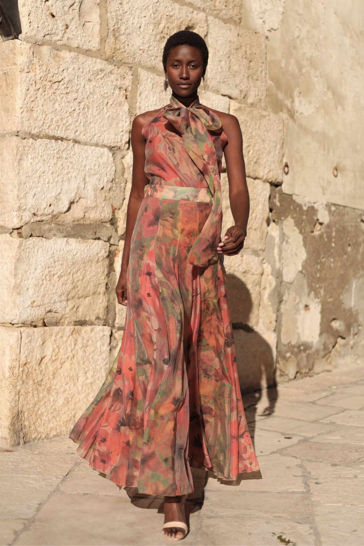 Σετ Φούστα Maxi με Λουλουδάτο Σχέδιο και Λουρί στον Λαιμό