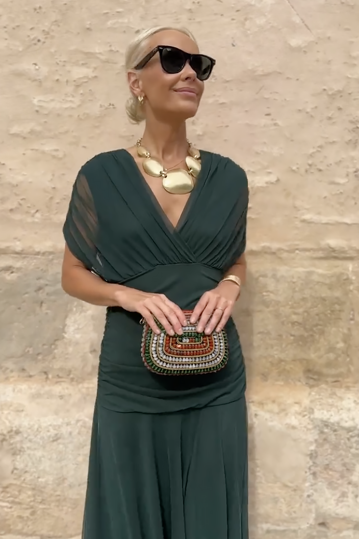 Sjokoladebrunt tyllemaksikjole